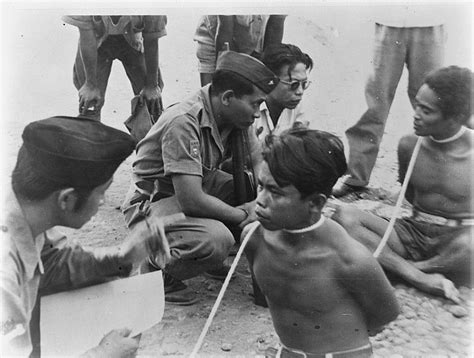  마디운 공포와 정치적 교묘함이 뒤섞인 가란 행진: 1948년 인도네시아의 독립을 향한 발걸음